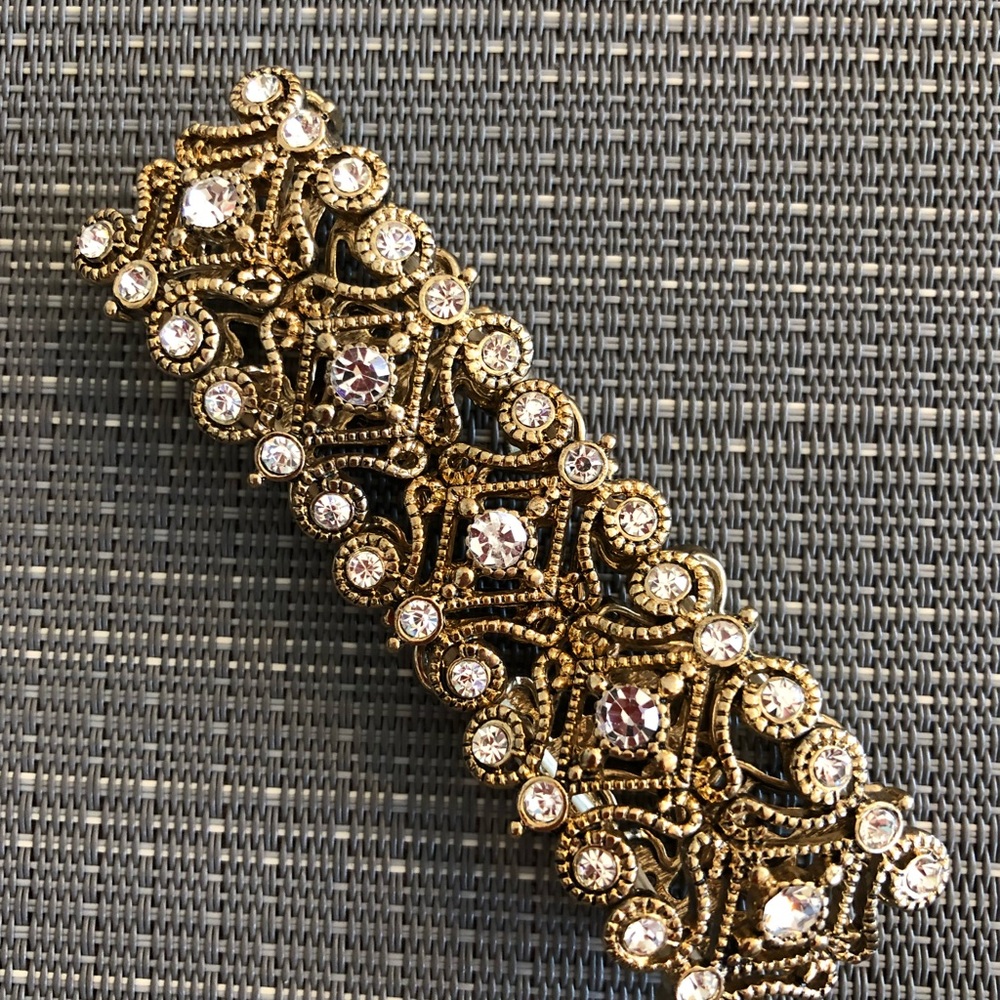 Gold Rhinestone Stretch Bracelet - Picture 5 of 7